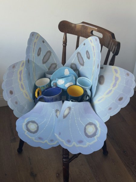 باقة 7 اكواب شكل فراشة باللون الازرق حجم كبير