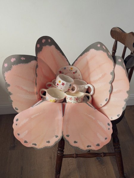 باقة 5 اكواب شكل فراشة باللون الزهري حجم وسط