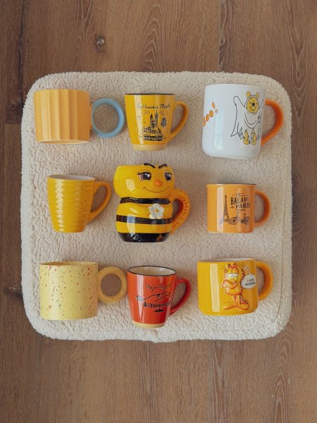 مجموعة أكواب الصيف باللون الأصفر 9 أكواب