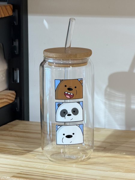 جرة شفافة مع غطى وشلمونة برسمة الدببة الثلاثة 500ml