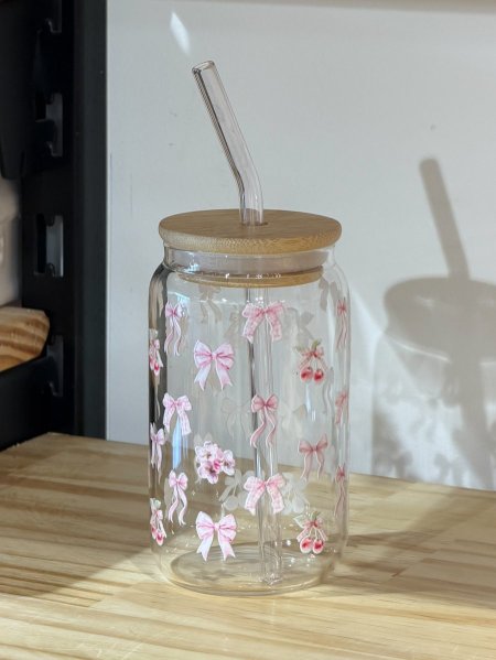 جرة شفافة بغطى وشلمونة بترن فيونكات وكرز 350m