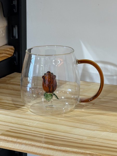 كوب شفاف بداخله وردة جوري 400ml