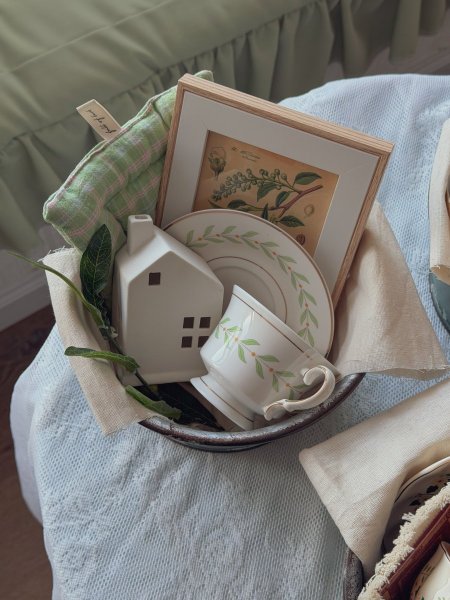 هدية ريفية منسقة بثيم الزيتون