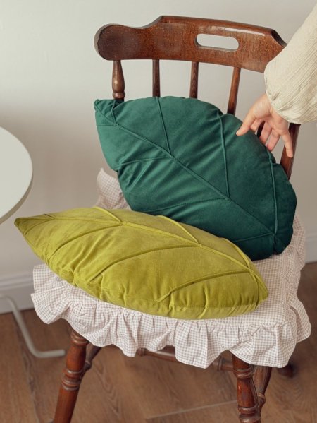 وسادة ورقة شجر لون أخضر قماش مخمل مع حشوة