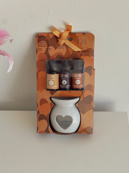 مبخرة مع 3 روائح معطرة