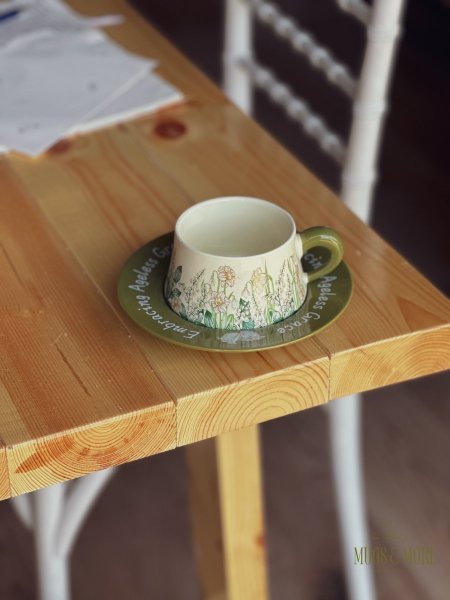 اخضر
