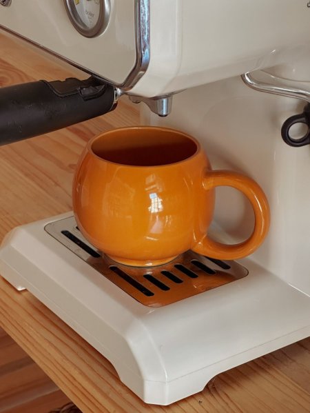 مج خريفي مميز بيد مدورة