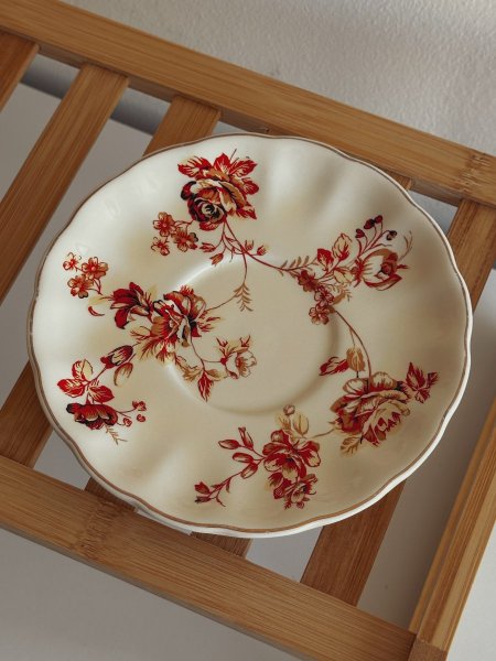 صحن انتيك مورد حجم صغير