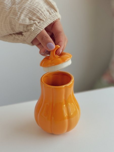 مرتبان قرع لون برتقالي