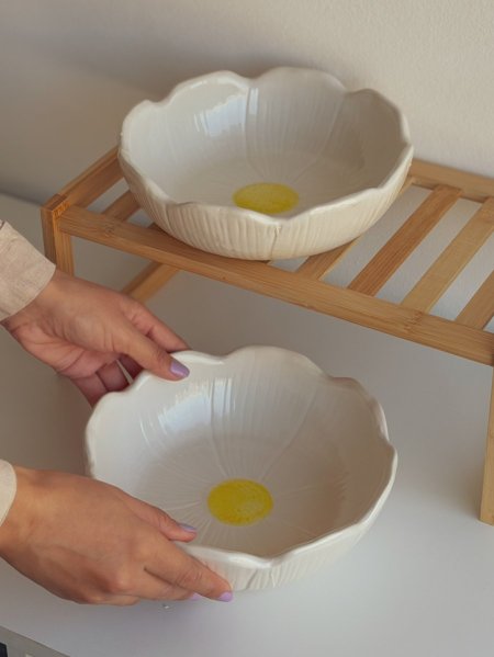 صحن بورسلان حجم كبير شكل وردة الاقحوان