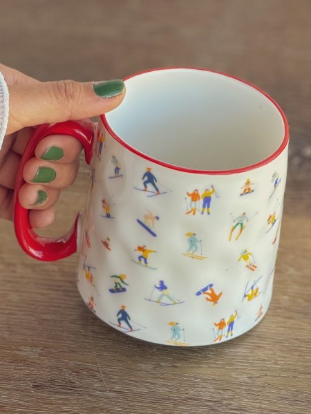 كوب المتزلجين شتوي مميز مع يد مريحة