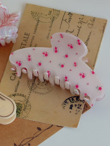 مشبك شعر مورد