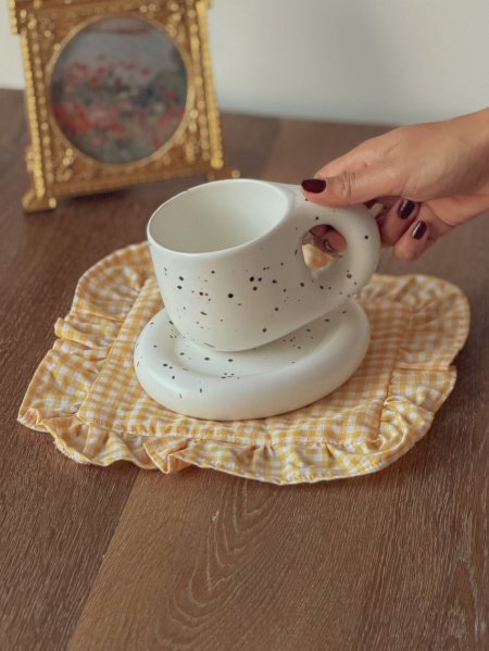 كوستر قماش كروهات لون اصفر 18x17