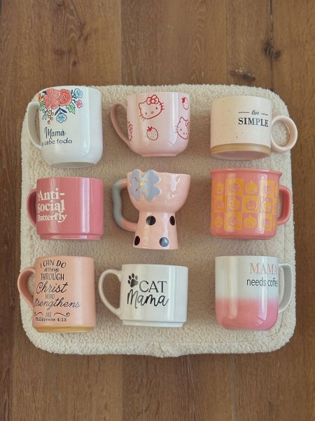 مجموعة ٩ اكواب (اللون الزهري)