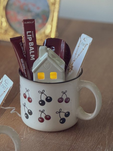 "هديتك في كوب" ثيم شتوي مميز