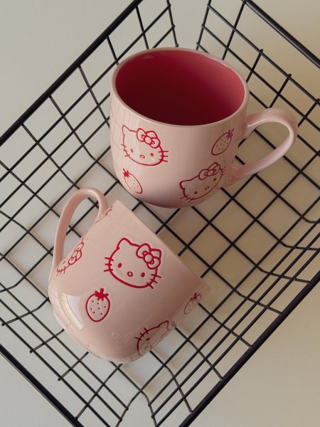 كوب هيلو كيتي مميز زهري وأحمر
