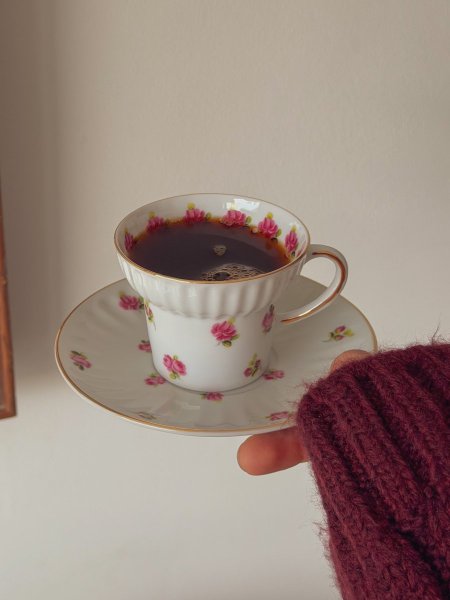 فنجان أنتيك مورد