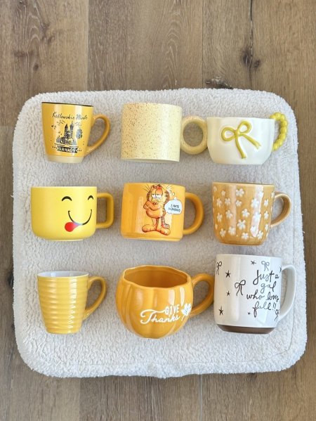 مجموعة 9 اكواب (اللون الاصفر)