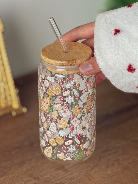 كوب شفاف رجل البسكويت وحلويات الكريسماس مع غطى وشلمونة