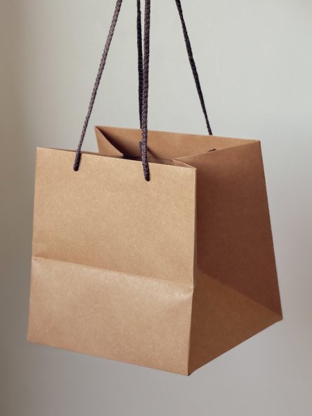 كيس كرتون للهدايا حجم كبير 35*32سم